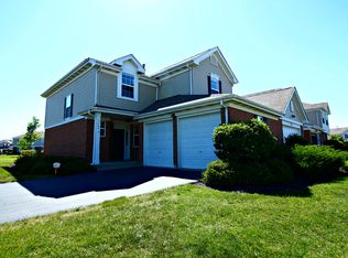 513 Legend Ln, McHenry, IL 60050