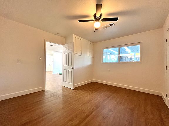 5th image of 525 Lombardy Ln