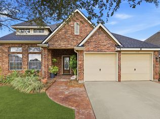 1821 Majestic Oak Dr, Pearland, TX 77581