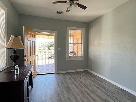 3rd image of 548 Avenue B