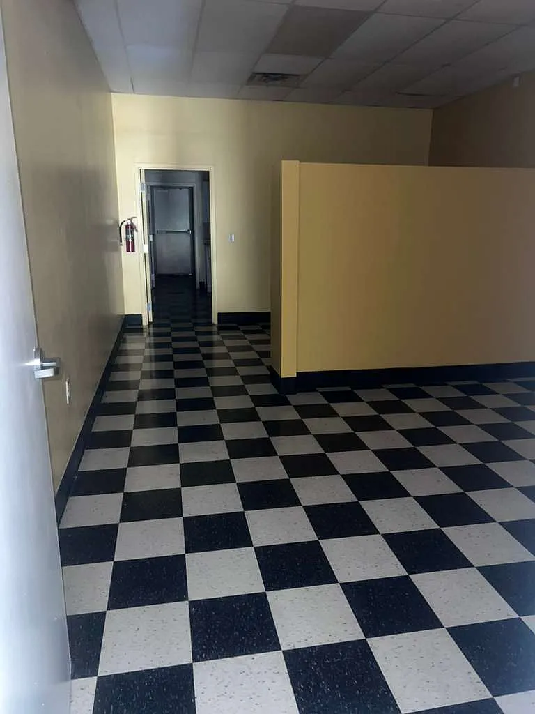 2444 Sierra Drivesuite — Photo 2