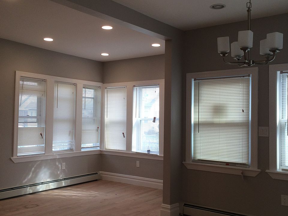 2nd image of 17503 Sayres Ave #00