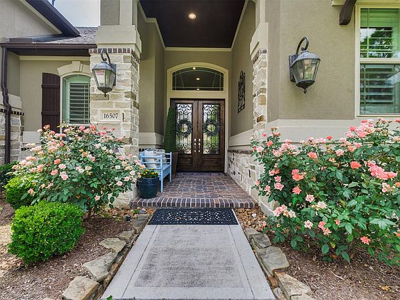 3rd image of 16507 Winding Ivy Ln