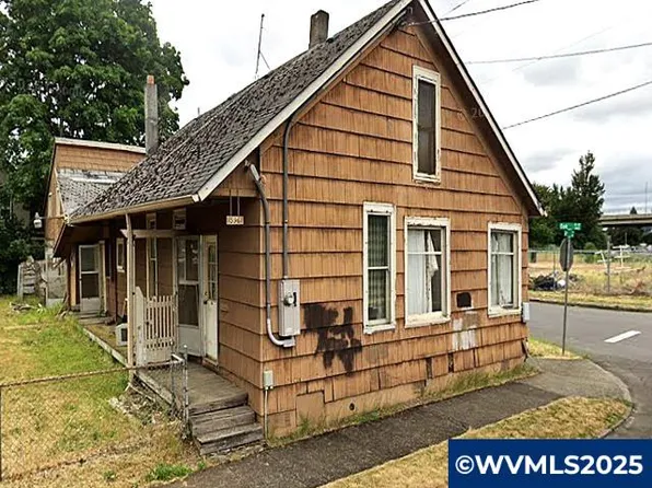 596 14th St SE, Salem, OR 97301