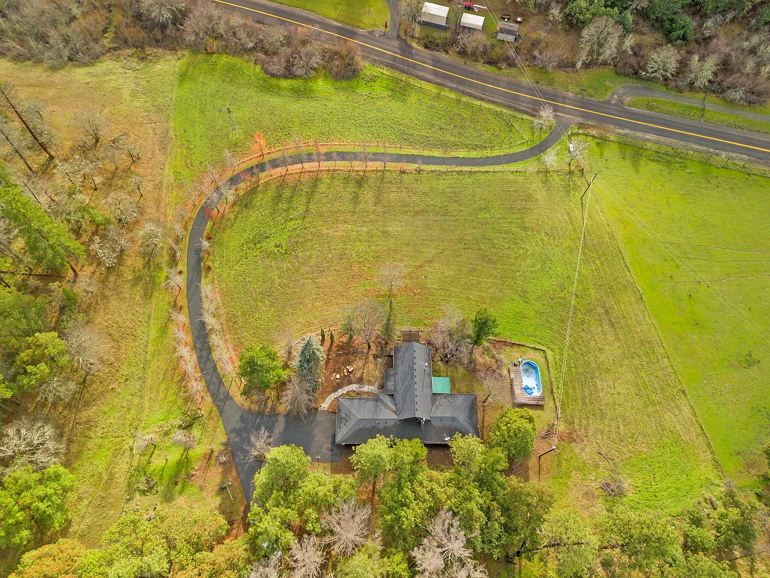 6333 Sterling Creek Rd photo 1