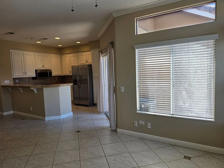 28436 Yosemite Dr — Photo 7