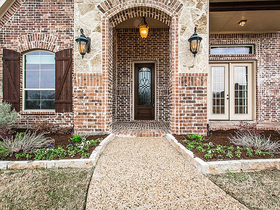 5th image of 1410 Caman Park Dr