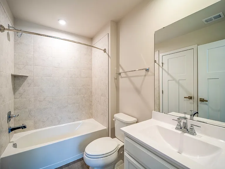 14062 Sunrise Valley Dr — Photo 6