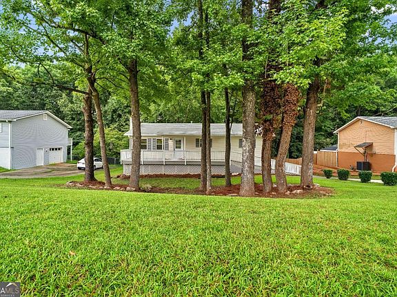 3rd image of 106 Caldwell Rd