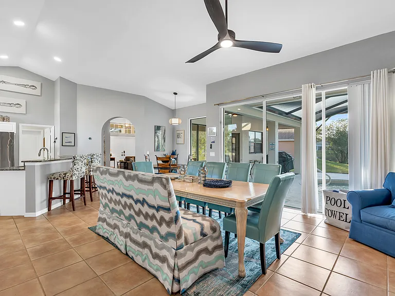 1955 Terrazzo Ln — Photo 19