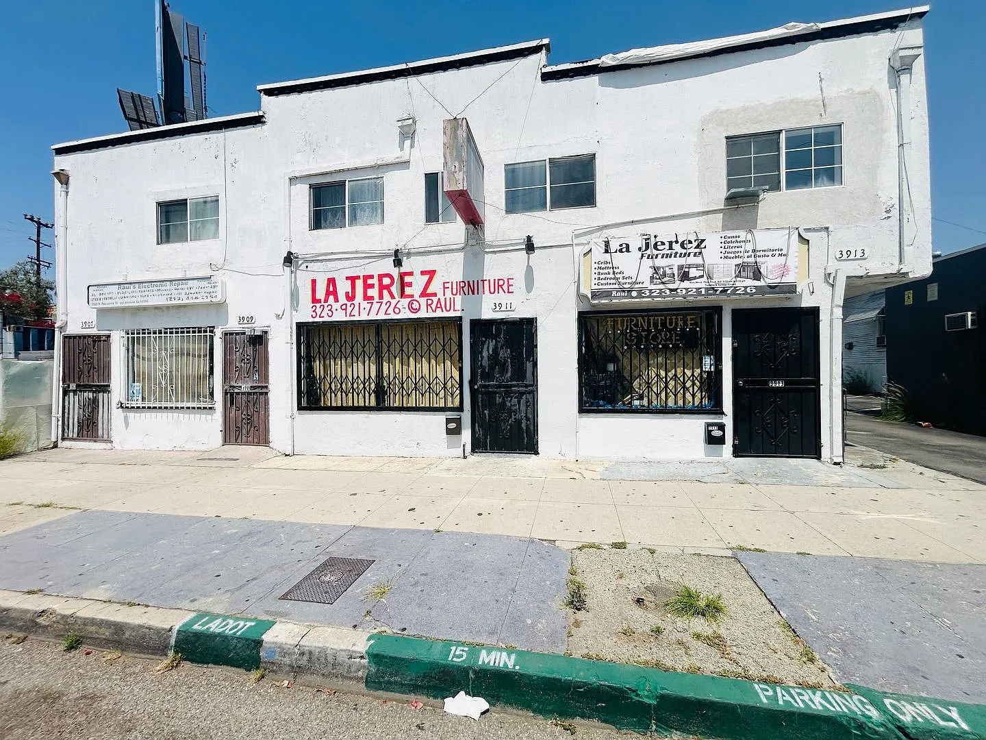 3901 Figueroa Apartments — Photo 1