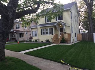 18 Kingsley St, Springfield, MA 01104