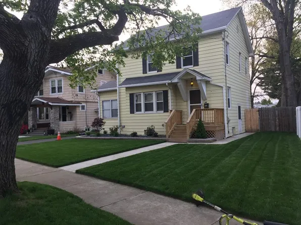 18 Kingsley St, Springfield, MA 01104