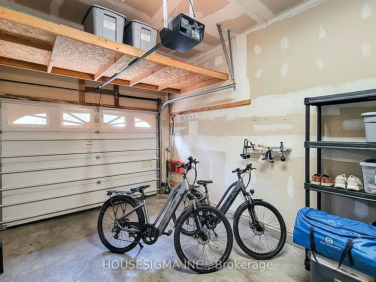 4 Treeview Ct — Photo 31