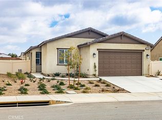 1330 Hummingbird Way, Banning, CA 92220