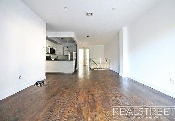 5th image of 1756 Dean St #A