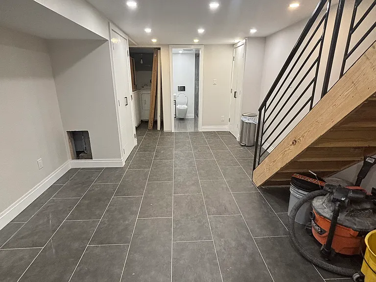127 Dudley St — Photo 12