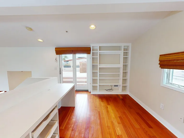 141 Orange Ave #306 — Photo 8