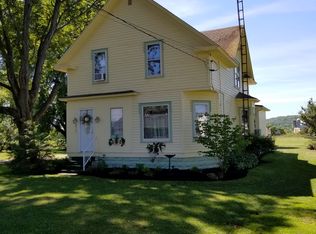 8717 Knowlton Rd, Clymer, NY 14724