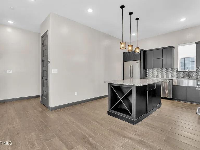 461 Vin Benicarlo Pl — Photo 12