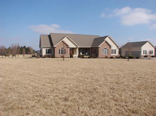 6324 Fairway Dr, Carroll, OH 43112