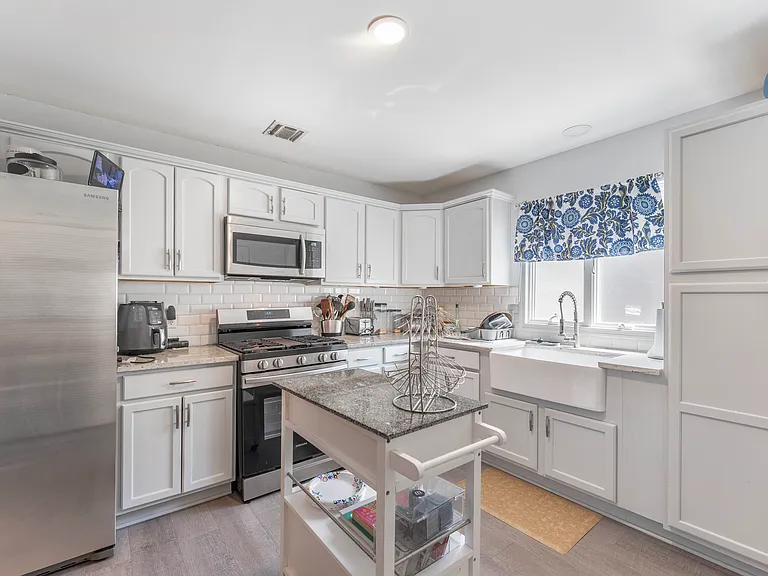 43 Passaic St #2 — Photo 7
