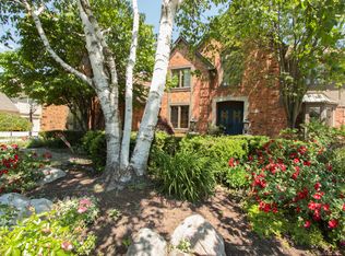 1768 Old Homestead Dr, Rochester Hills, MI 48306