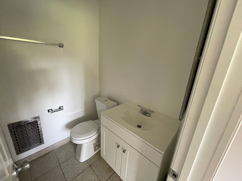 1st image of 3851 Coco Ave APT 23