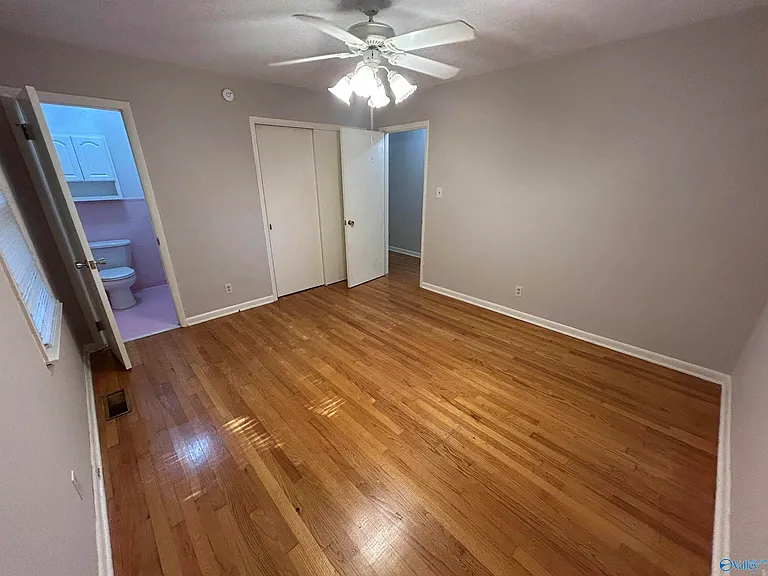 1607 Chapman Ave NE — Photo 15