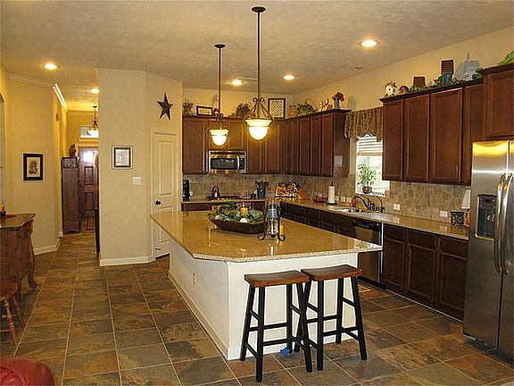 3rd image of 4418 Pine Hollow Trce