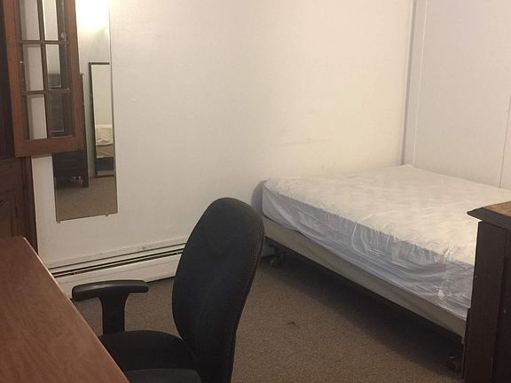 3rd image of 410 Stewart Ave Unit 1