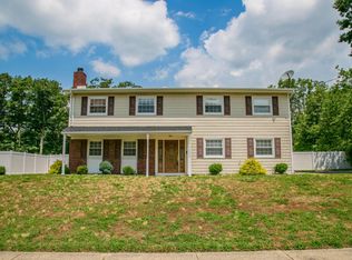 12 Beacon Dr, Howell, NJ 07731