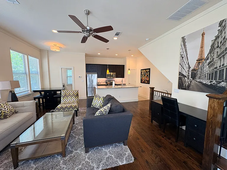 4223 Wycliff Ave #4 — Photo 2