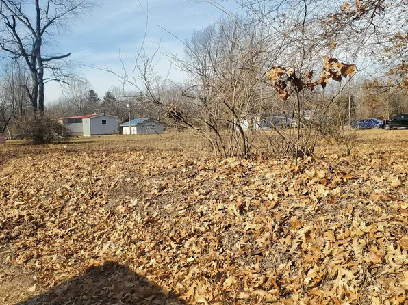 E 900 S, Monterey, IN 46960