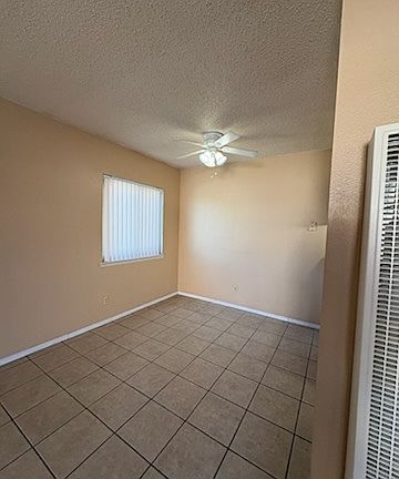 5th image of 2403 Red Sails Dr #A&b