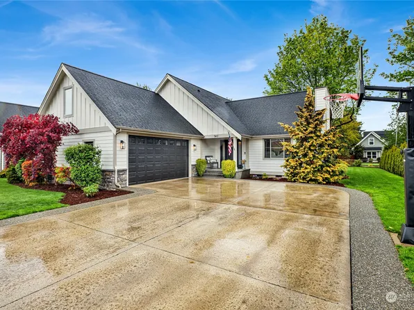 740 N Park Street, Lynden, WA 98264