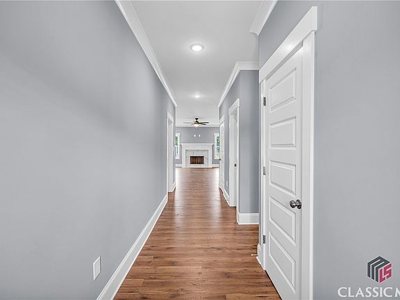 4th image of 359 Water Oak Way #24