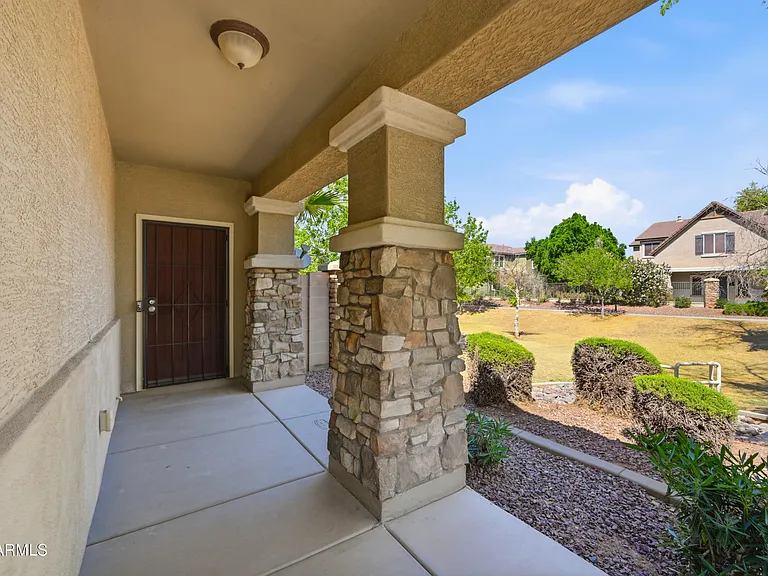 2250 E Wayland Dr — Photo 38