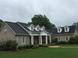 2498 Fogg Rd, Nesbit, MS 38651