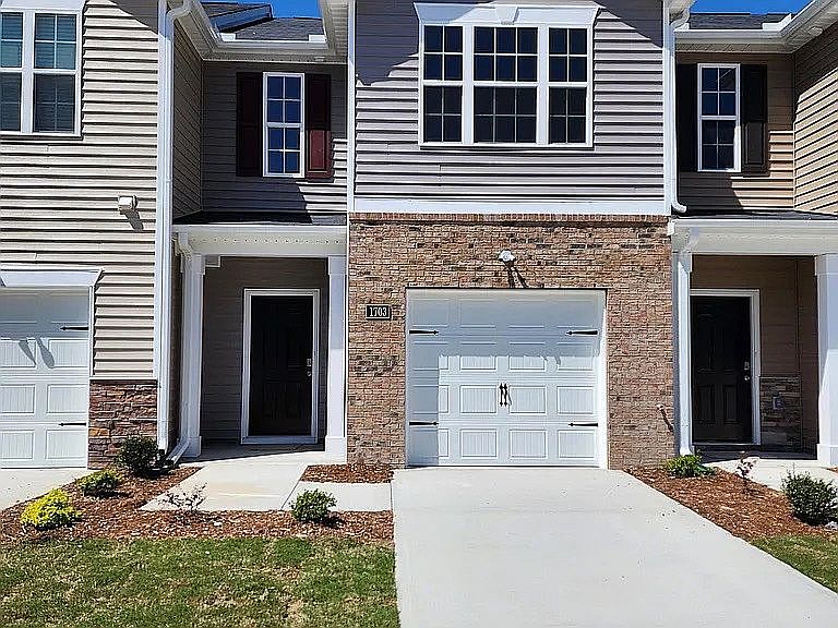 1st image of 1703 Gracie Ln