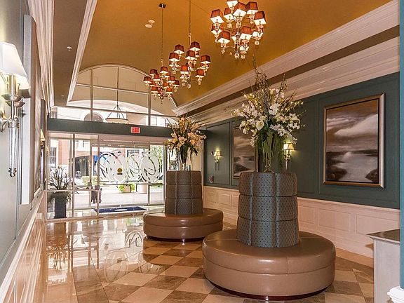 2nd image of 1915 Towne Centre Blvd Unit 1010