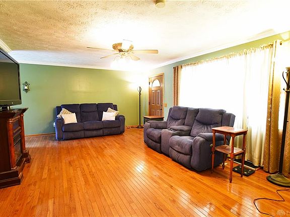 2nd image of 4521 Fair Park Ave