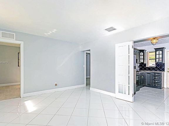 5th image of 1455 NE 154th St