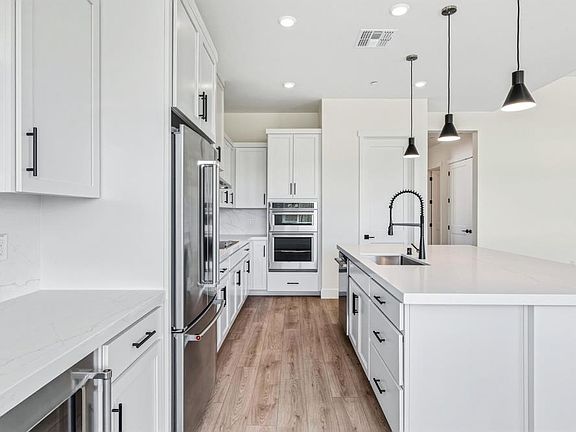 5th image of 14830 Grace Warren Way