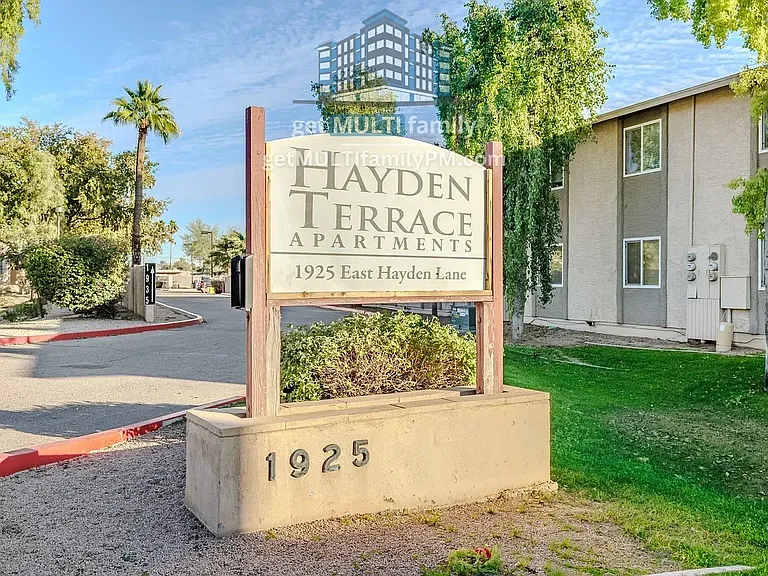 Hayden Terrace — Photo 5