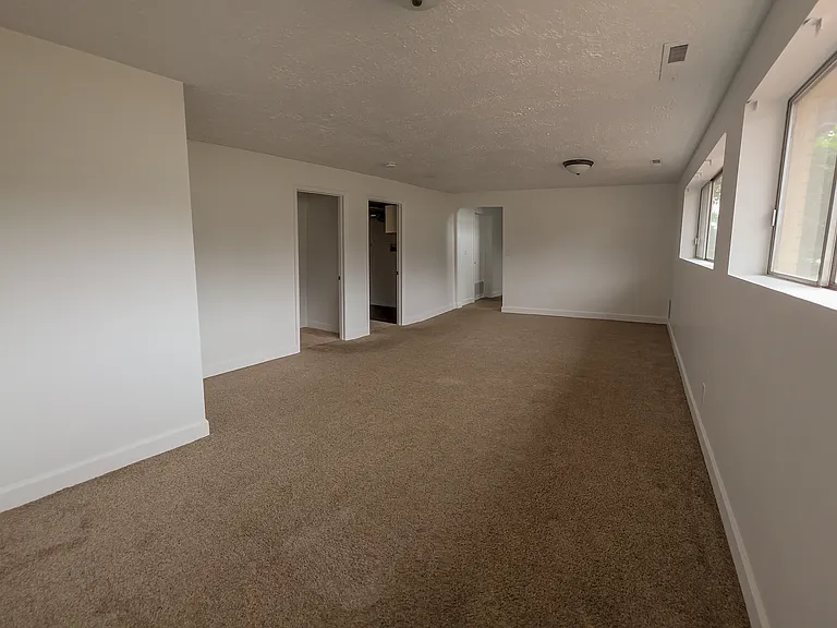 2222 E 6525 S — Photo 25
