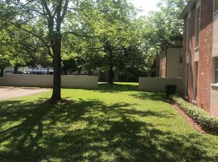 159 NE Monroe Cir N APT 11, Saint Petersburg, FL 33702