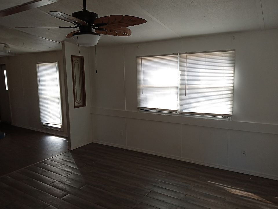 2nd image of 650 Old Peacock Rd #2