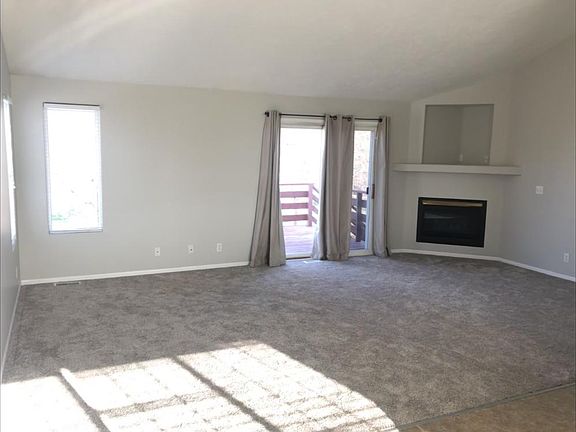 5th image of 2925 N 152nd Ave