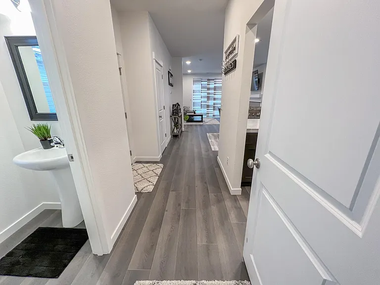833 S 23rd Ave — Photo 5